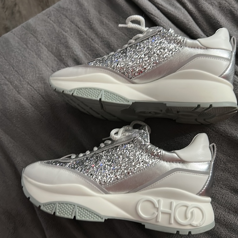 Jimmy Choo .. excellent condition size 39.5 which I think is 8.5